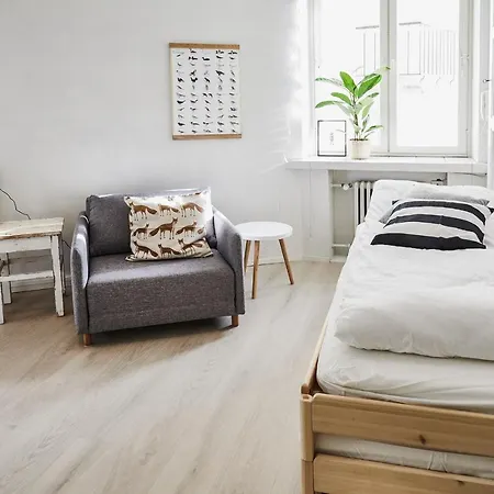 Small Studio Apartment Nearby City Centre Helsinki Exterior photo